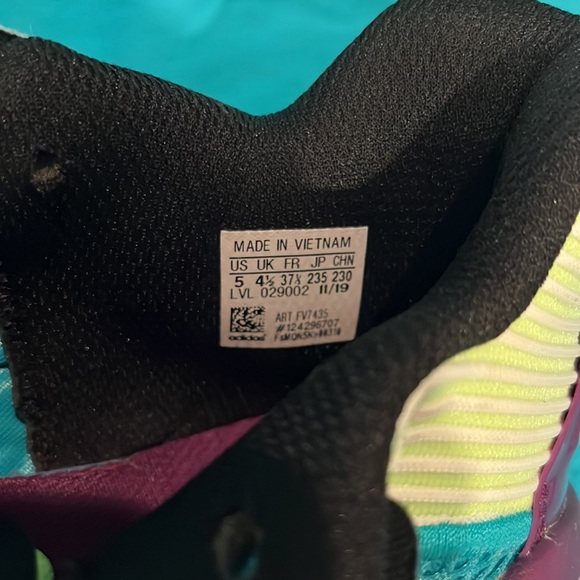 Adidas Hardin Stepback sneakers size 5 Big Kids, EUC. - Picture 5 of 5